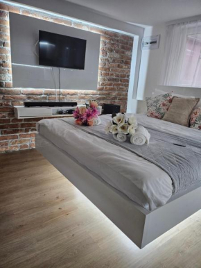Viktor Lux Apartman 1